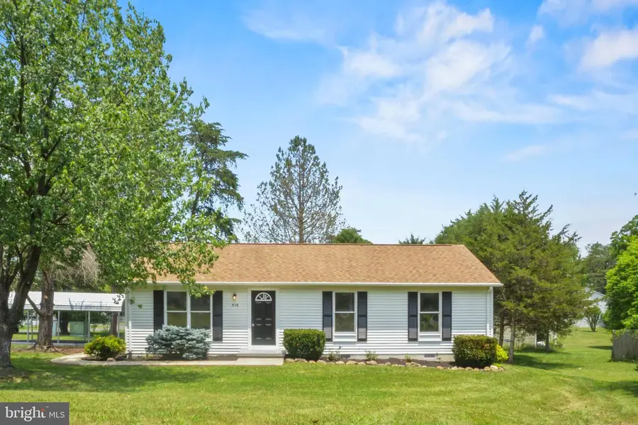 516 W Duck St, Front Royal, VA 22630 - #3