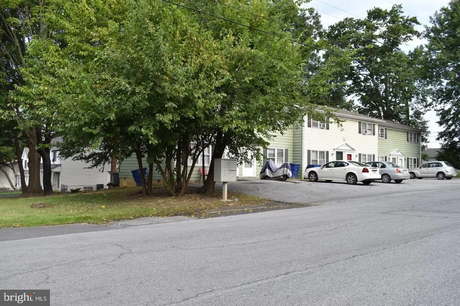 1206 Massanutten Ave, Front Royal, VA 22630 - #3