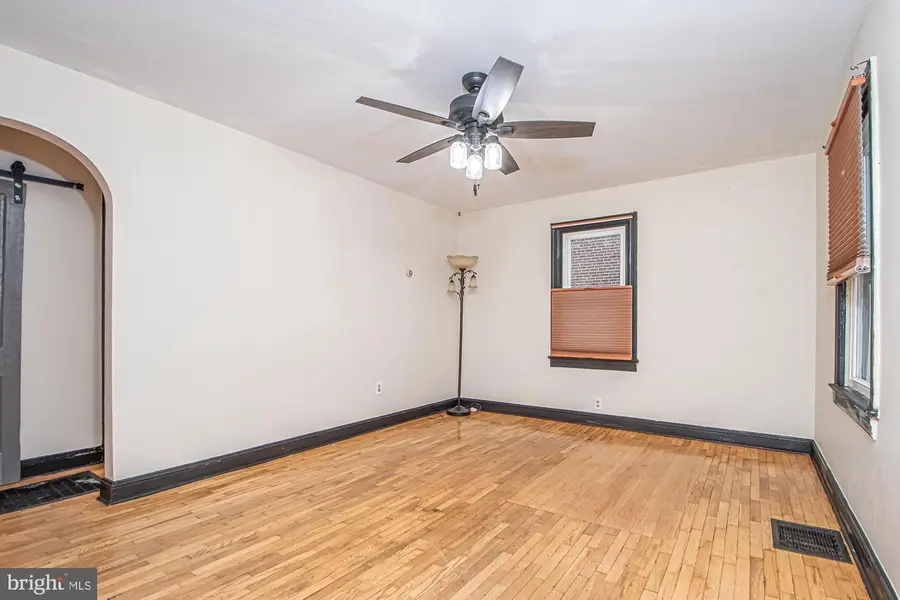 424 Duncan Ave, Front Royal, VA 22630 - #2