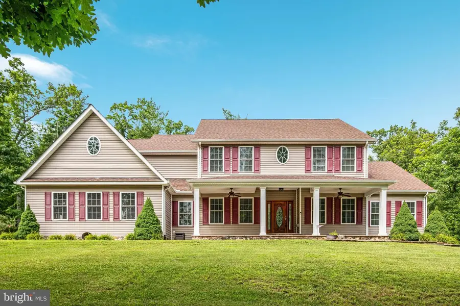 228 Mercys Dr, Middletown, VA 22645 - #2