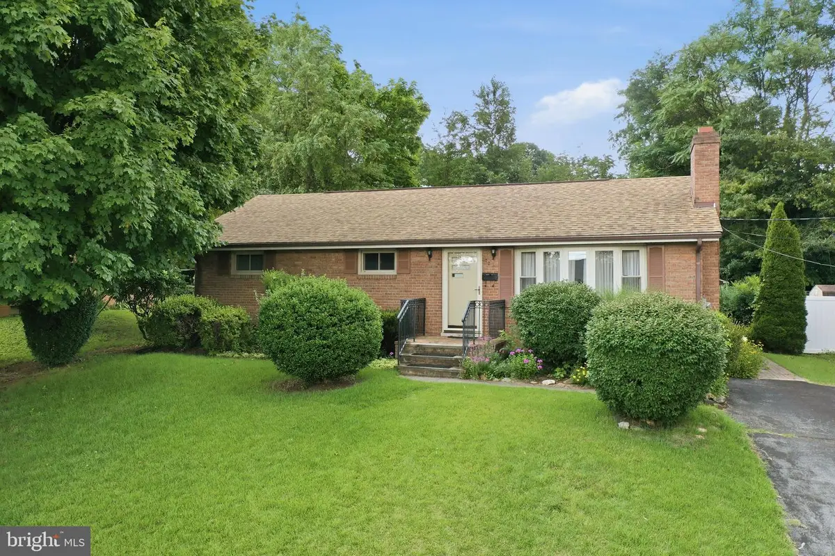721 Stockton Rd, Front Royal, VA 22630 - #1