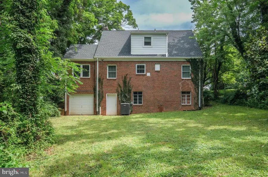 208 Salem Ave, Front Royal, VA 22630 - #3