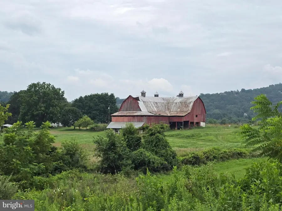 Red Barn Ln, Linden, VA 22642 - #2