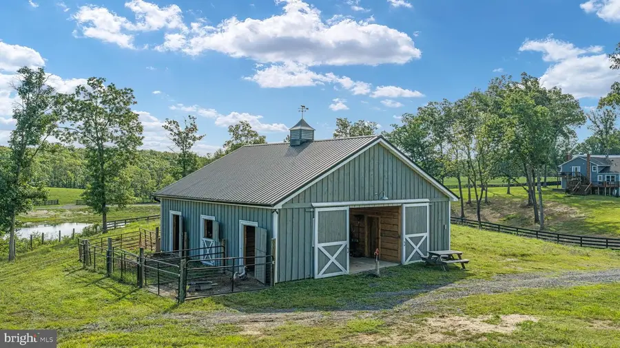 359 Ridgeway Rd, Front Royal, VA 22630 - #3