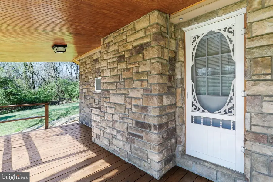 600 Mountain View Dr, Front Royal, VA 22630 - #2