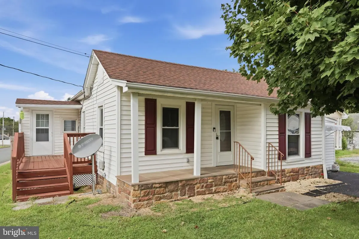 1450 Anderson St, Front Royal, VA 22630 - #1