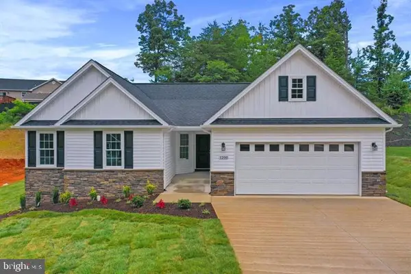 1200 Happy Ridge Dr, FRONT ROYAL, VA 22630