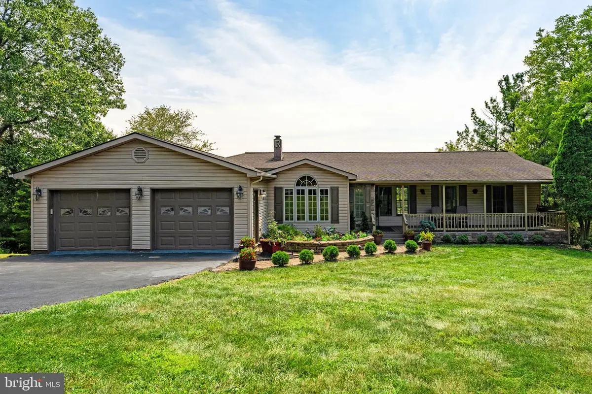 149 King David Dr, Linden, VA 22642 - #1