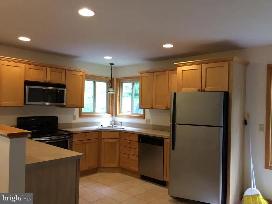 2376 High Top Rd, Linden, VA 22642 - #3