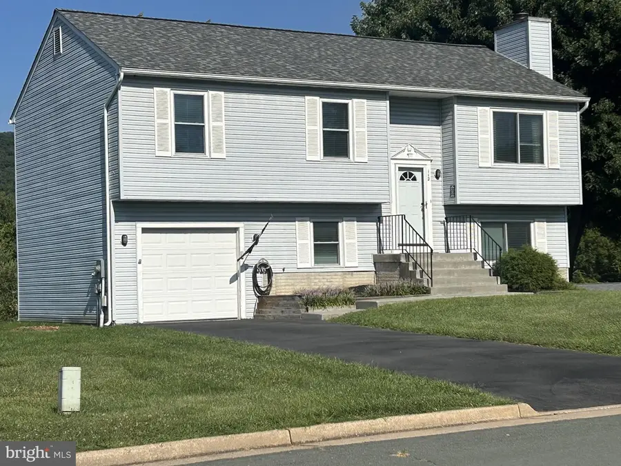 112 Nottingham Ct, Front Royal, VA 22630 - #2