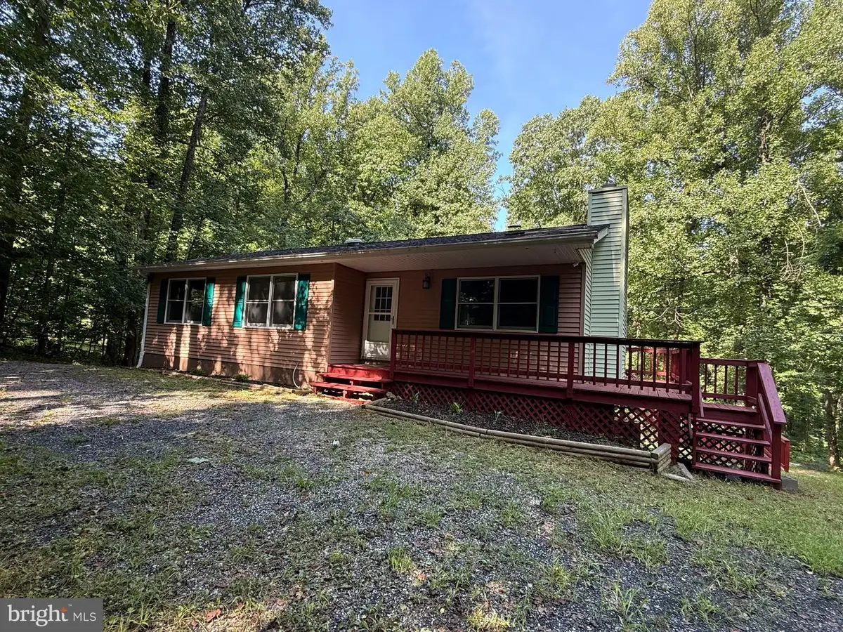 28 Henry Way, Linden, VA 22642 - #1