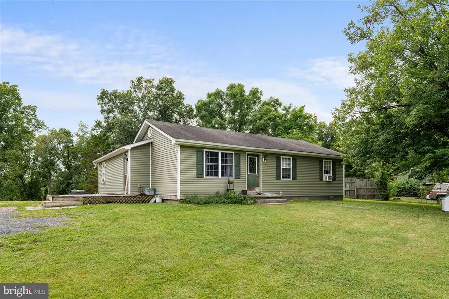 2052 Kendrick Ford Rd, Front Royal, VA 22630 - #2