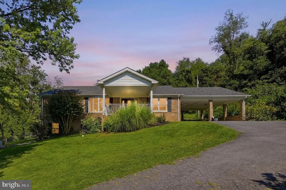 3519 Remount Rd, Front Royal, VA 22630 - #1