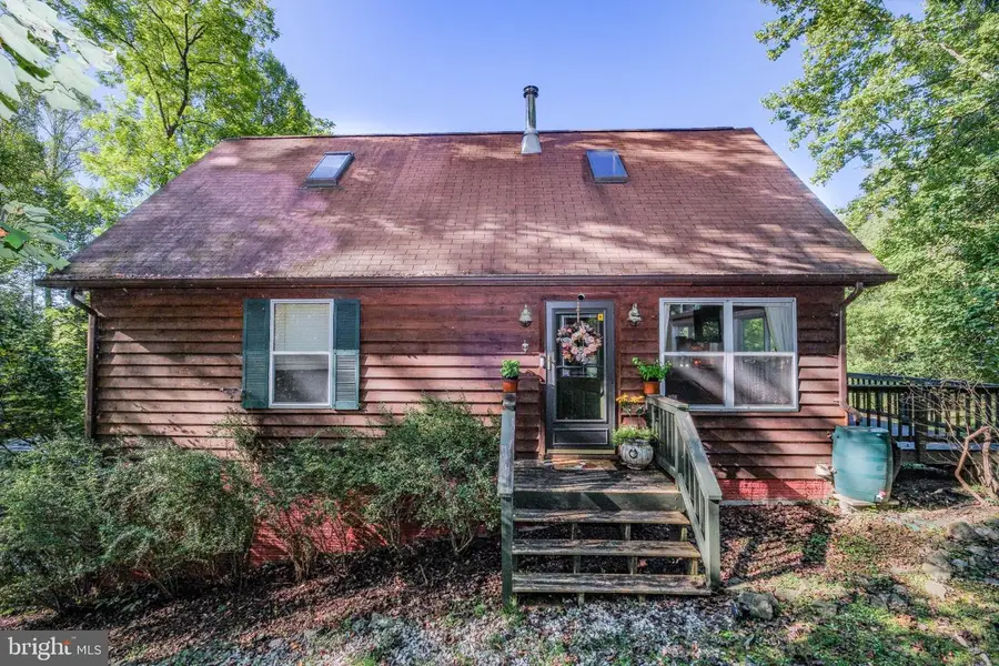 367 Northern Spy Dr, Linden, VA 22642 - #2