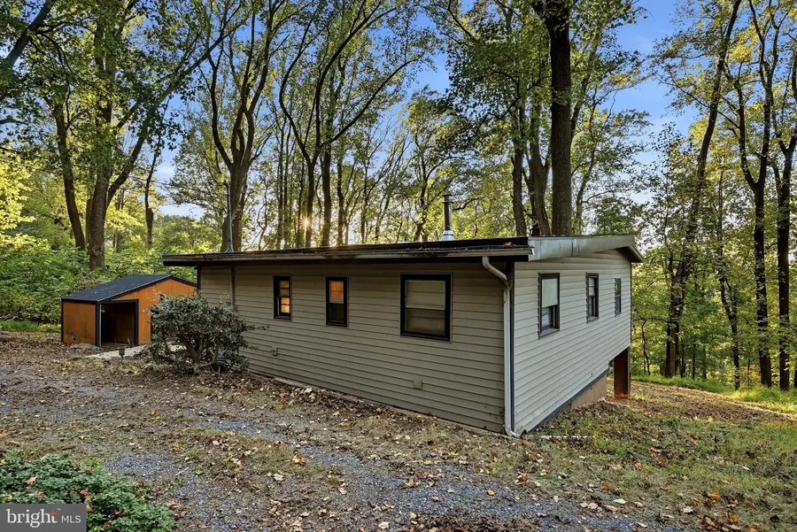 892 Massanutten Mountain Dr, Front Royal, VA 22630 - #2