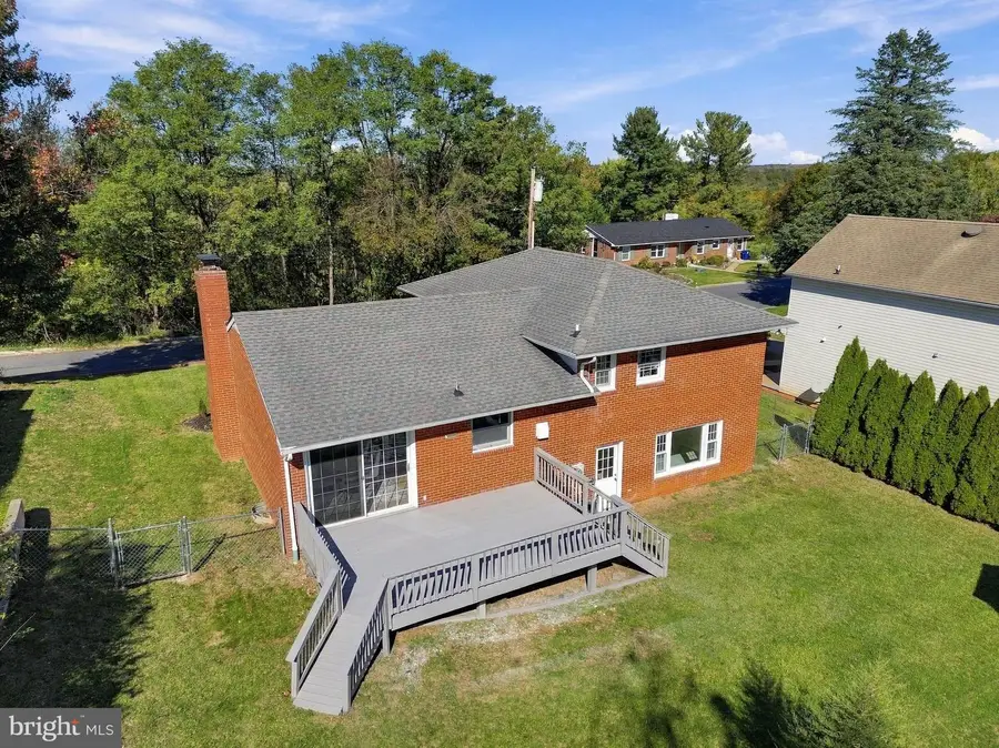 1045 Northview Ave, Front Royal, VA 22630 - #2