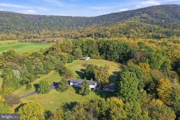 221 Skyline Forest Dr, FRONT ROYAL, VA 22630