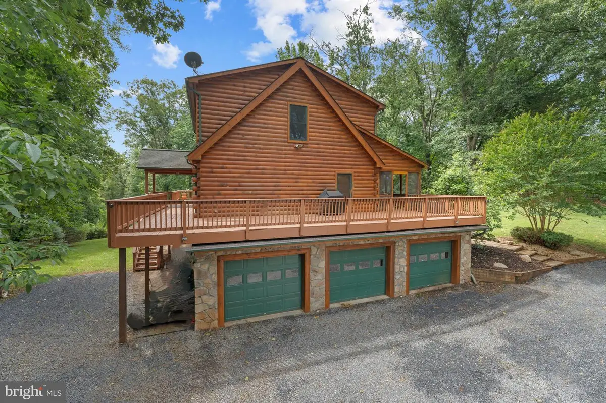 459 Windy Pines Rd, Front Royal, VA 22630 - #1