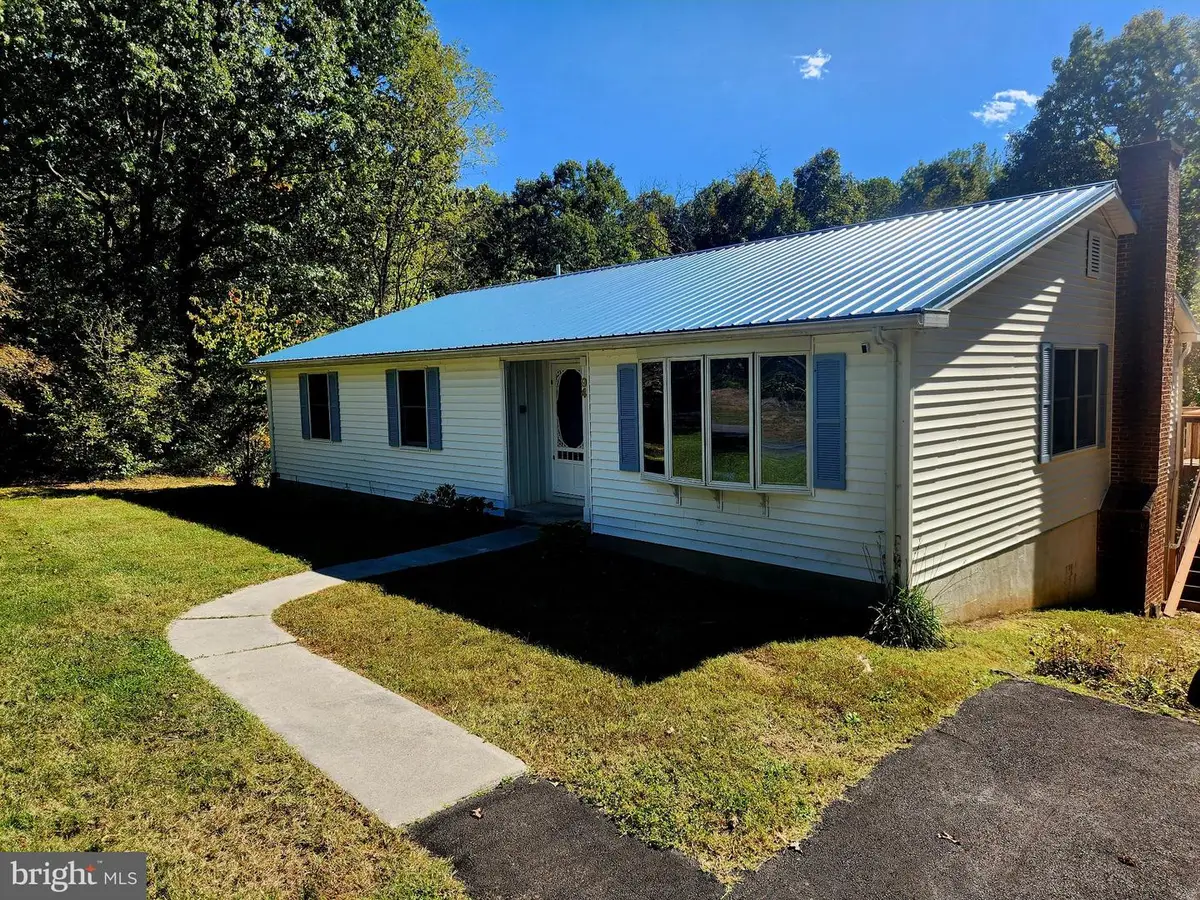 94 Shenandoah Heights Rd, Front Royal, VA 22630 - #1