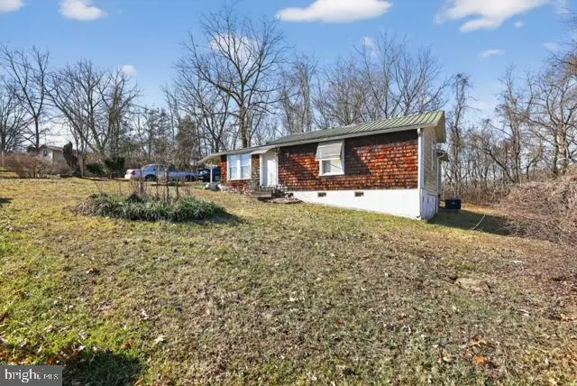 3215 Second Ave, Saint Paul, VA 24283 - Image #2