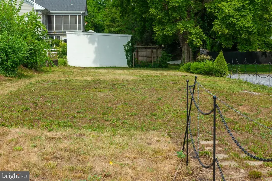 225 S Raleigh St, Martinsburg, WV 25401 - Image #2