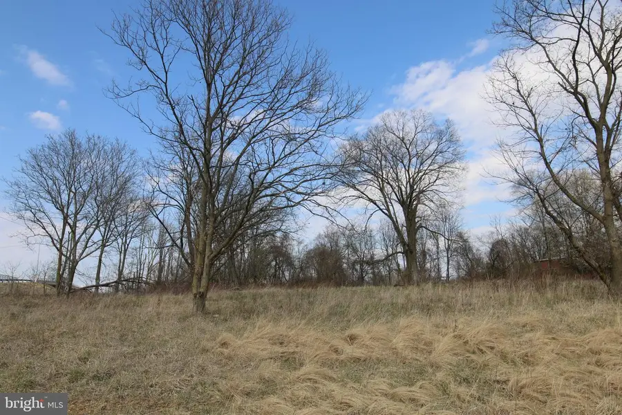 310-312 Adams St W, Martinsburg, WV 25404 - Image #3