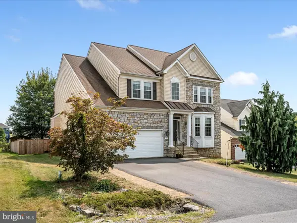 28 Corvair Ln, INWOOD, WV 25428