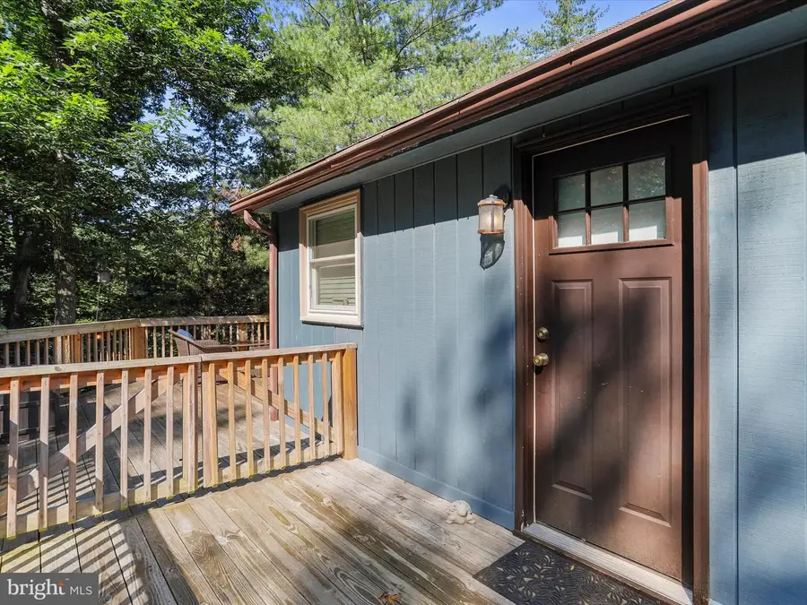 165 Village Dr, Hedgesville, WV 25427 - #3