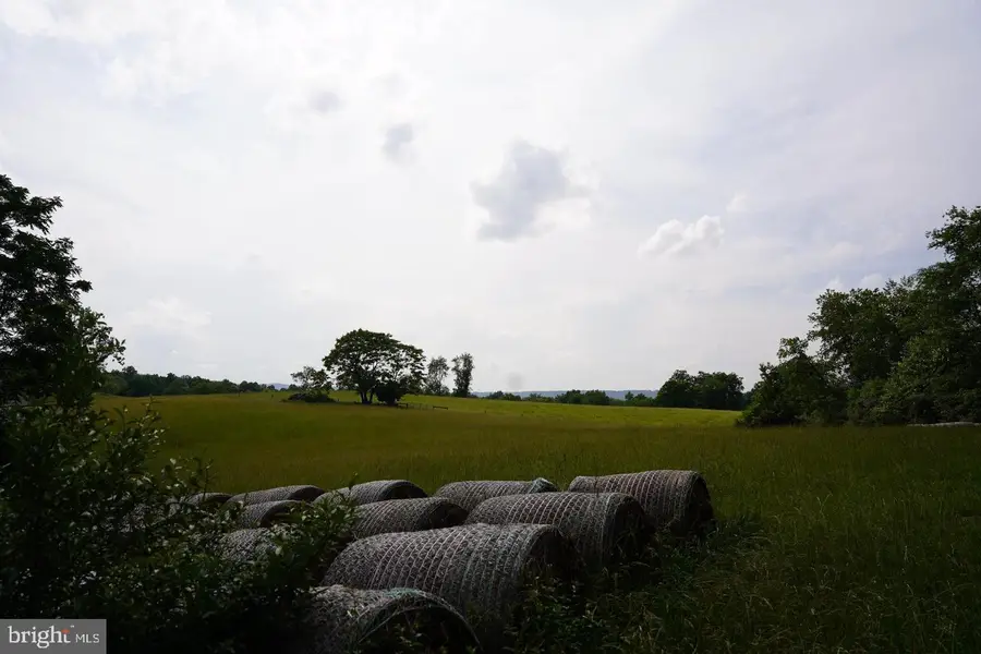 Harold Dr, Martinsburg, WV 25403 - Image #3