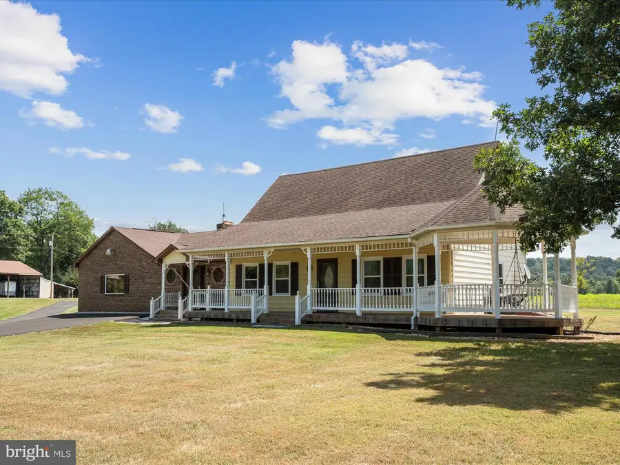 3025 Dominion Rd, Gerrardstown, WV 25420 - Image #2