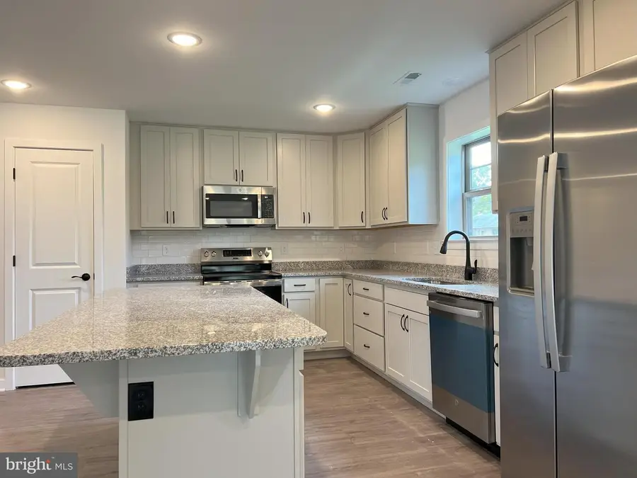 99 Grainfield Ct, Martinsburg, WV 25404 - Image #3