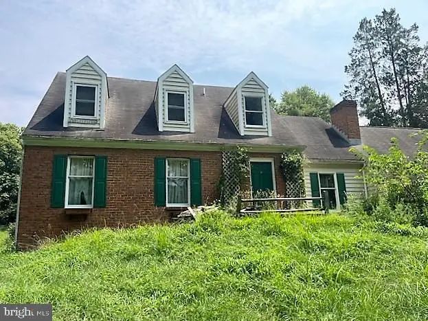 51 Moore Ln, Falling Waters, WV 25419 - Image #2