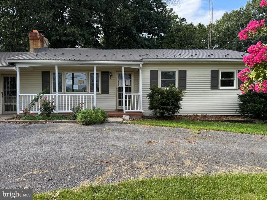 13869 Back Creek Valley Rd, Hedgesville, WV 25427 - Image #2