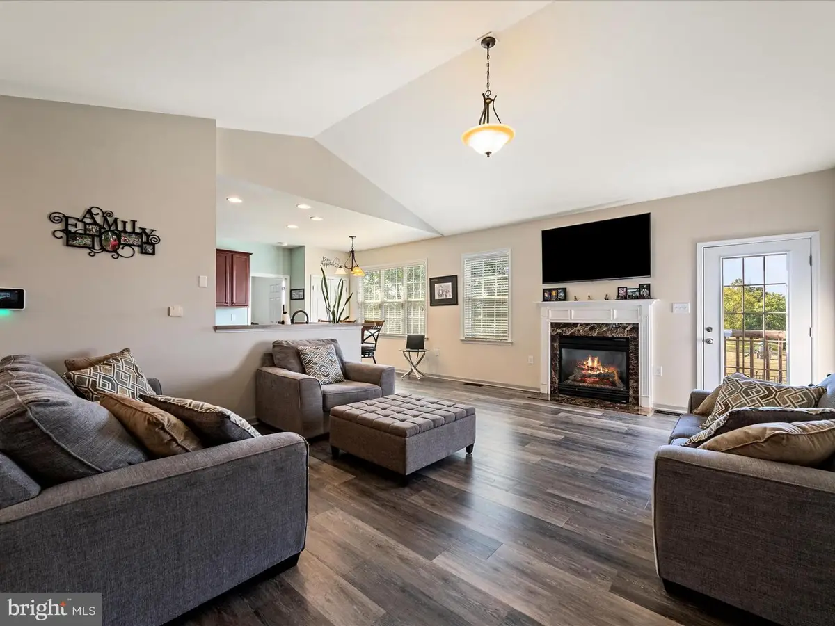 629 Hallmark Dr, Martinsburg, WV 25403 - Image #1