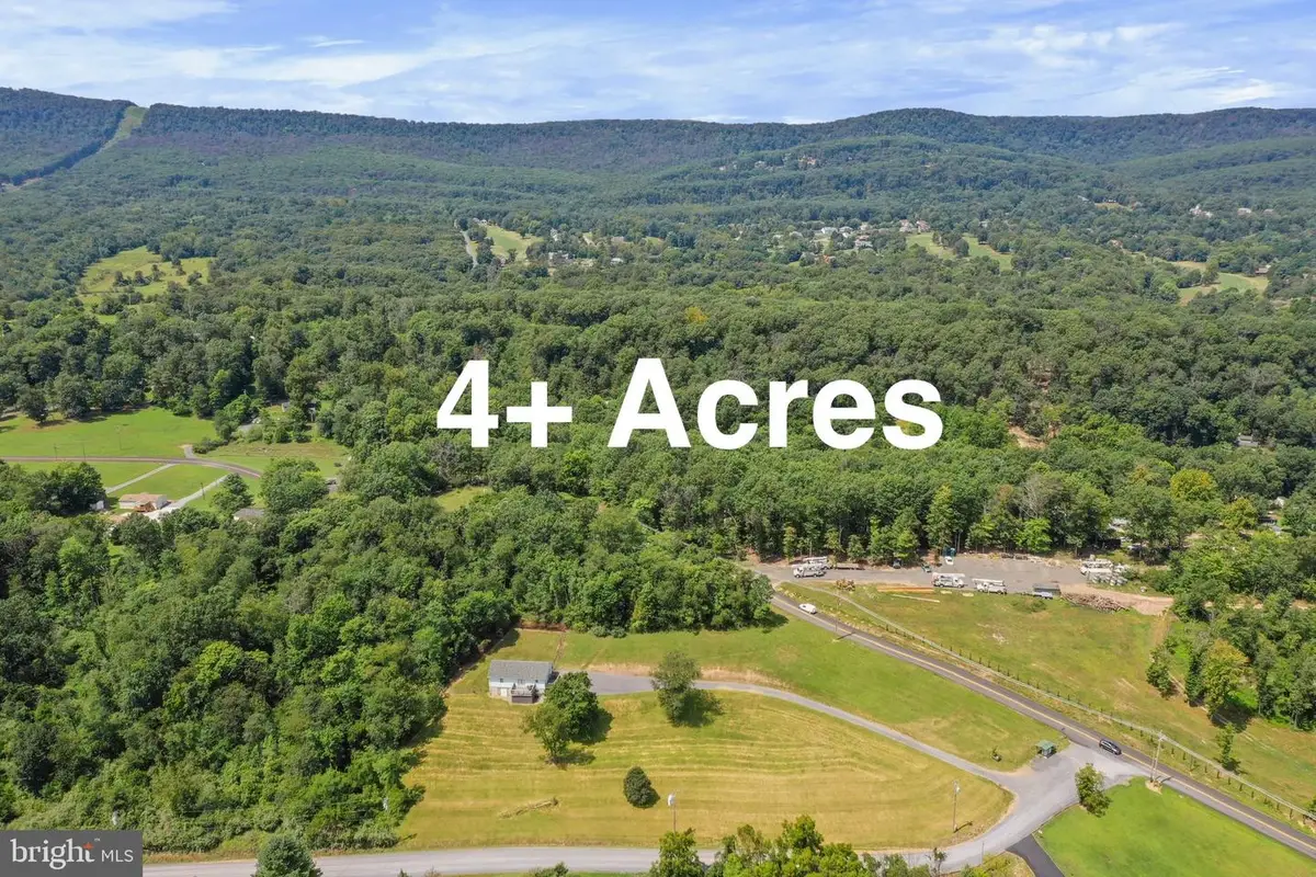 20 Conservative Ln, Hedgesville, WV 25427 - Image #1