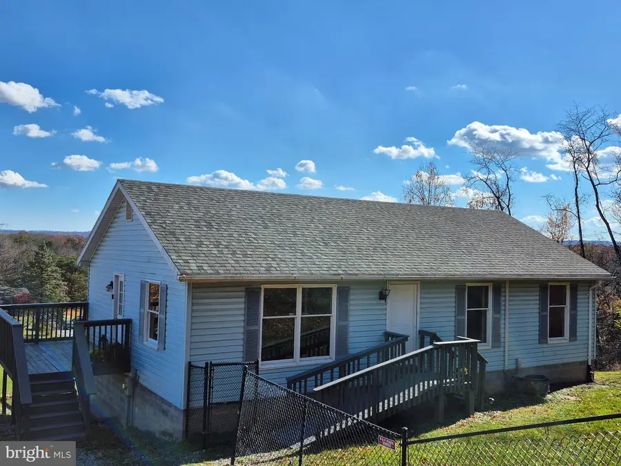 20 Conservative Ln, Hedgesville, WV 25427 - Image #2