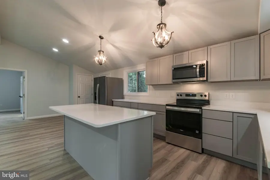 388 Fragrance Ln, Hedgesville, WV 25427 - Image #3