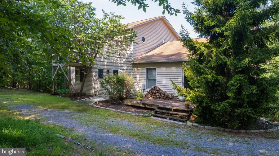 207 Rhododendron Dr, Hedgesville, WV 25427 - Image #3