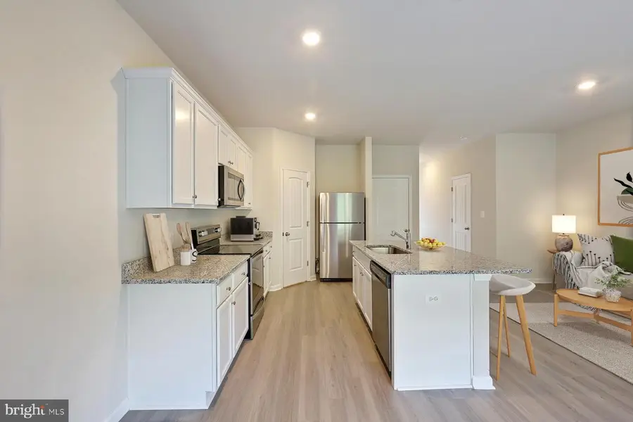 30 Cramsford St, Falling Waters, WV 25419 - Image #3