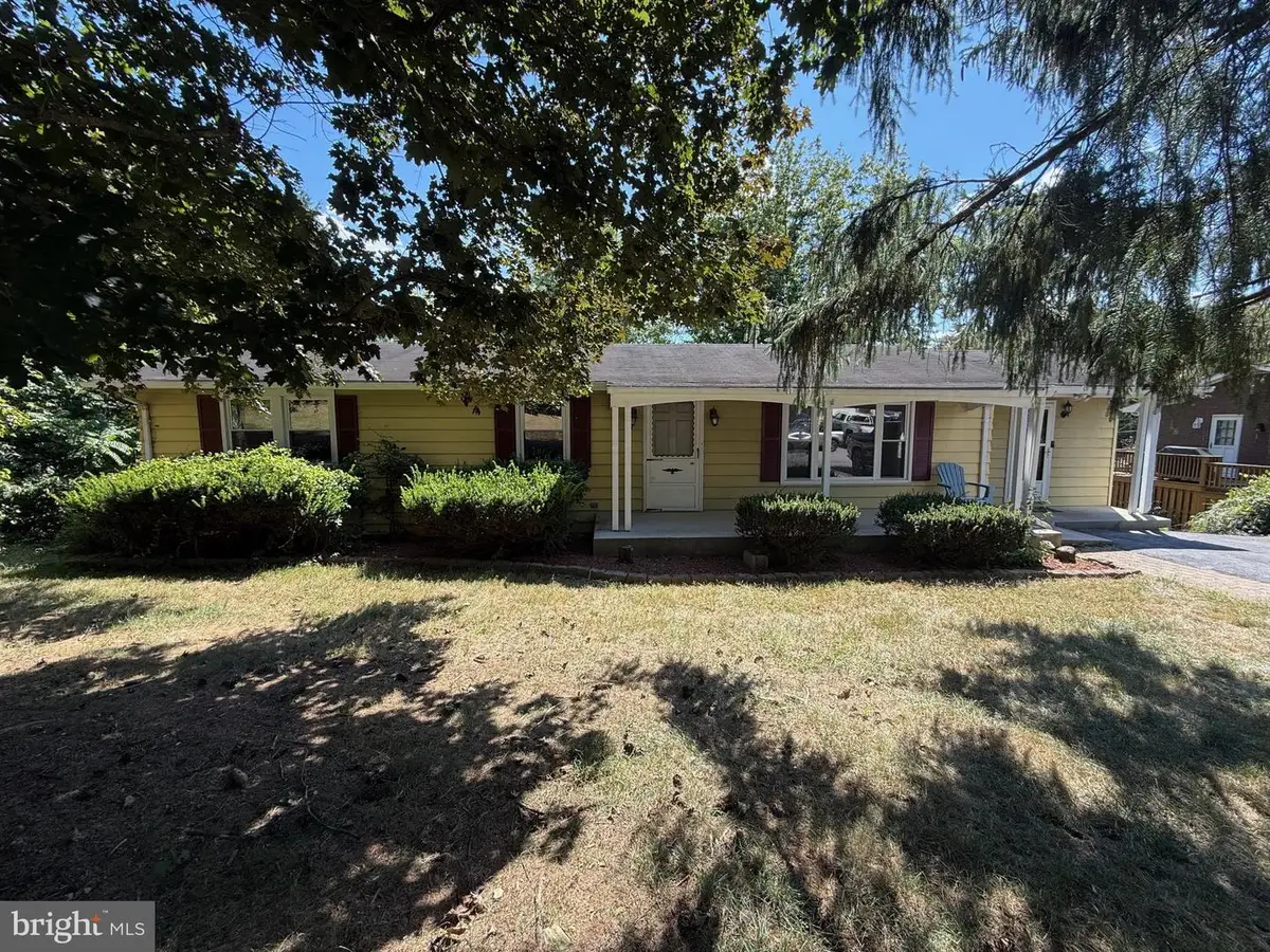 170 Aldrin Ln, Martinsburg, WV 25403 - Image #1