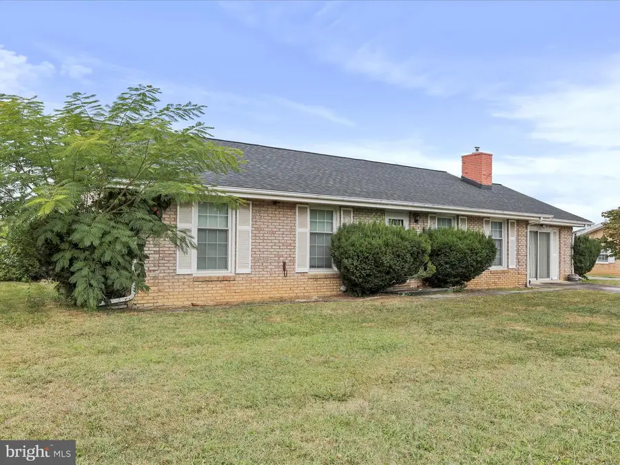 523 Richard St, Martinsburg, WV 25404 - Image #2