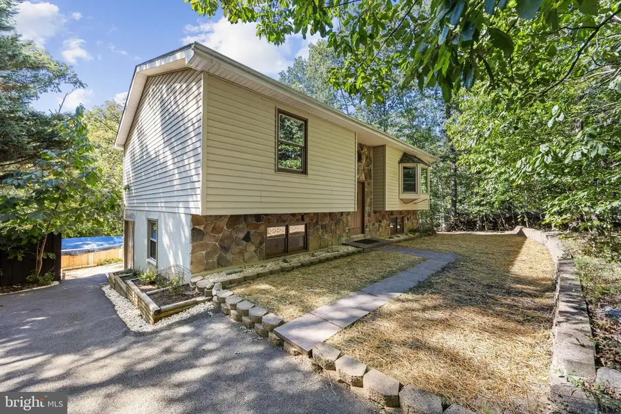 145 Basswood Dr, Bunker Hill, WV 25413 - Image #3