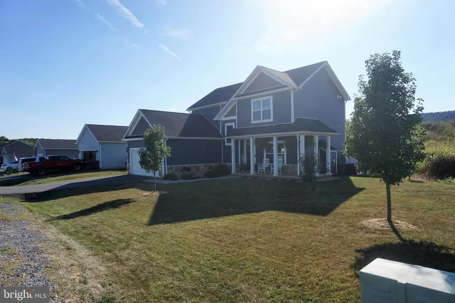 107 Twickenham Dr, Martinsburg, WV 25403 - Image #2