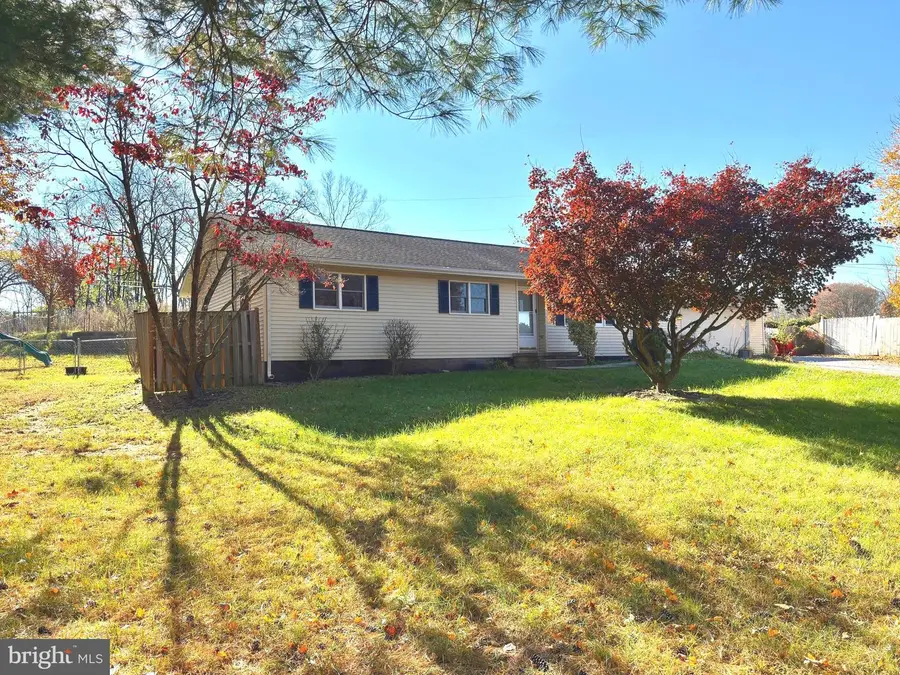 322 Aldrin Ln, Martinsburg, WV 25403 - Image #3