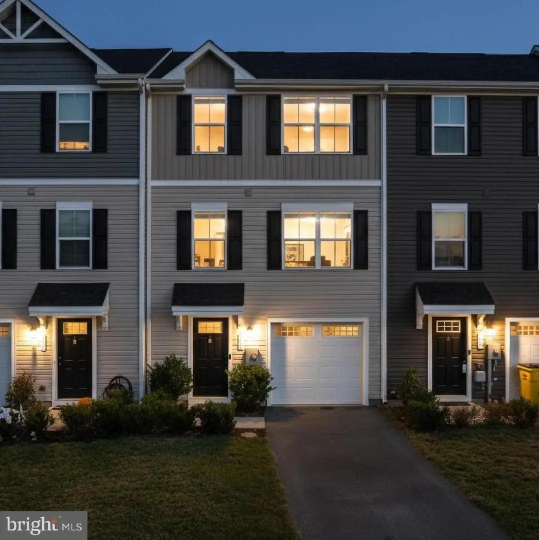 272 Rhea Dr, Martinsburg, WV 25403 - Image #1