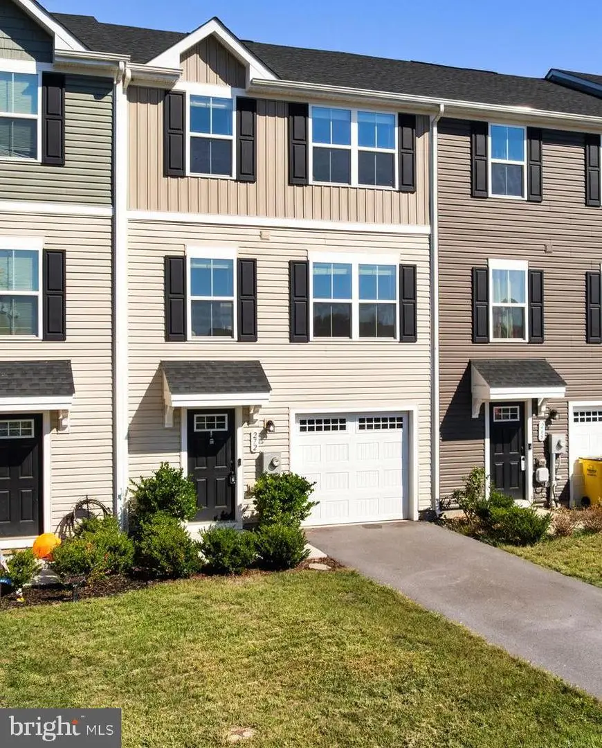 272 Rhea Dr, Martinsburg, WV 25403 - Image #2