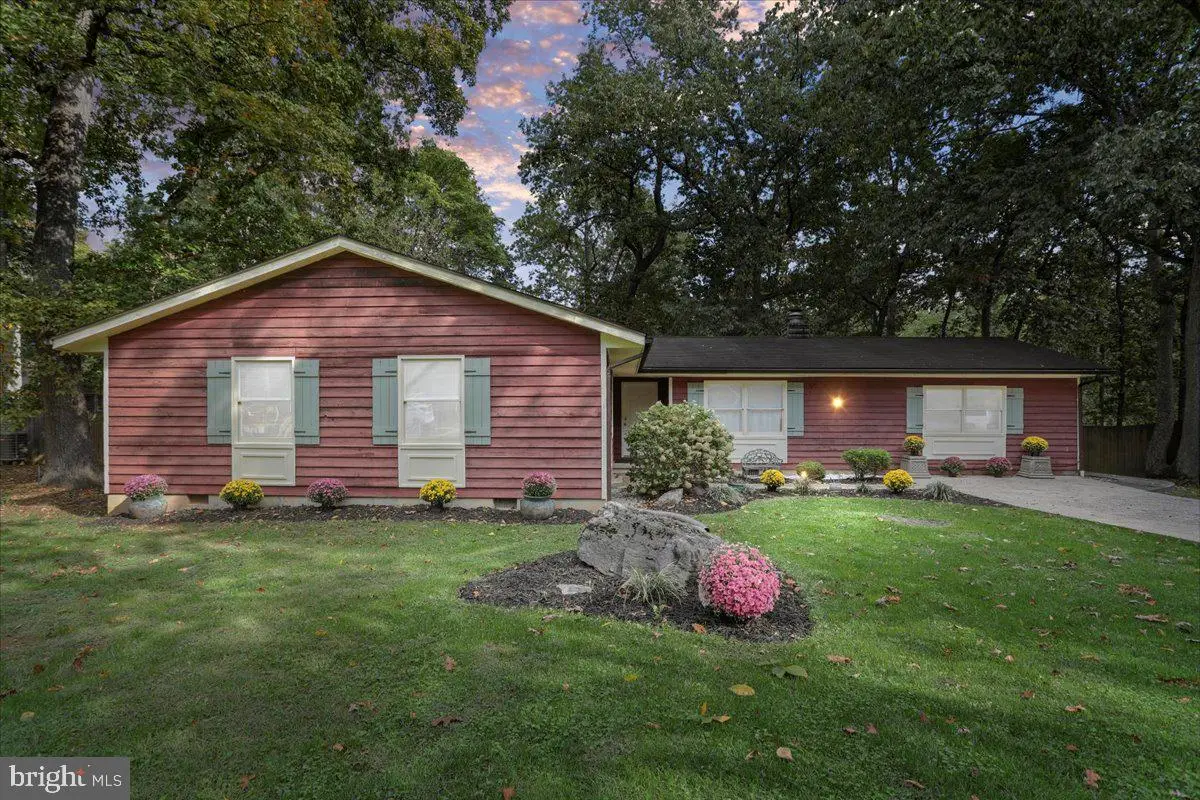 402 Tanbridge Dr, Martinsburg, WV 25401 - #1