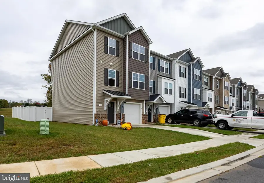 43 Olga Dr, Martinsburg, WV 25403 - Image #2
