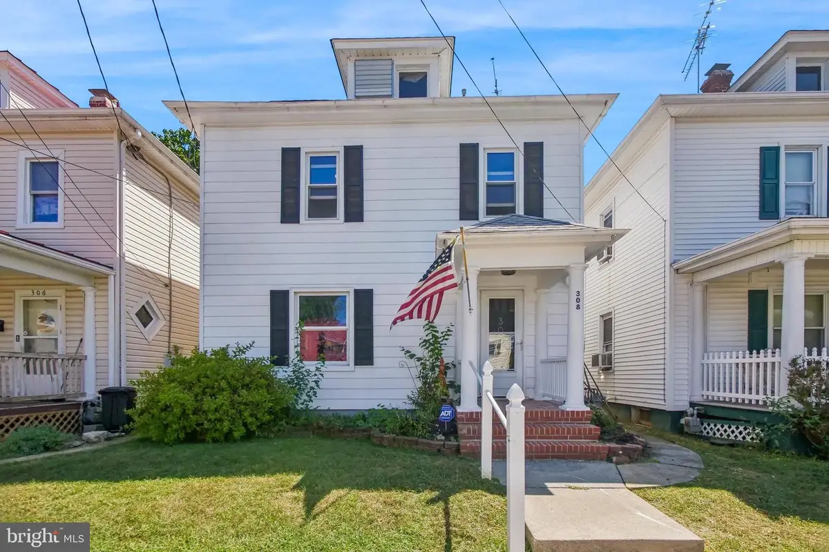 308 S Illinois Ave, Martinsburg, WV 25401 - Image #1