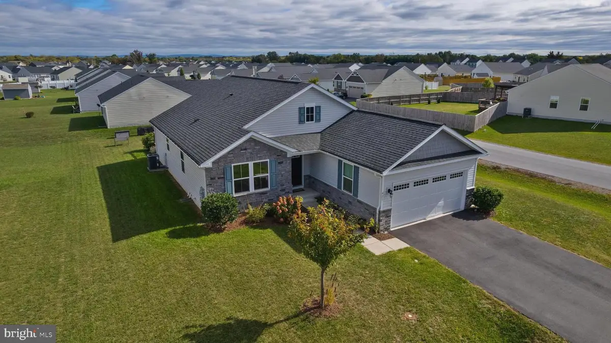 421 Switchgrass Ct, Bunker Hill, WV 25413 - Image #1